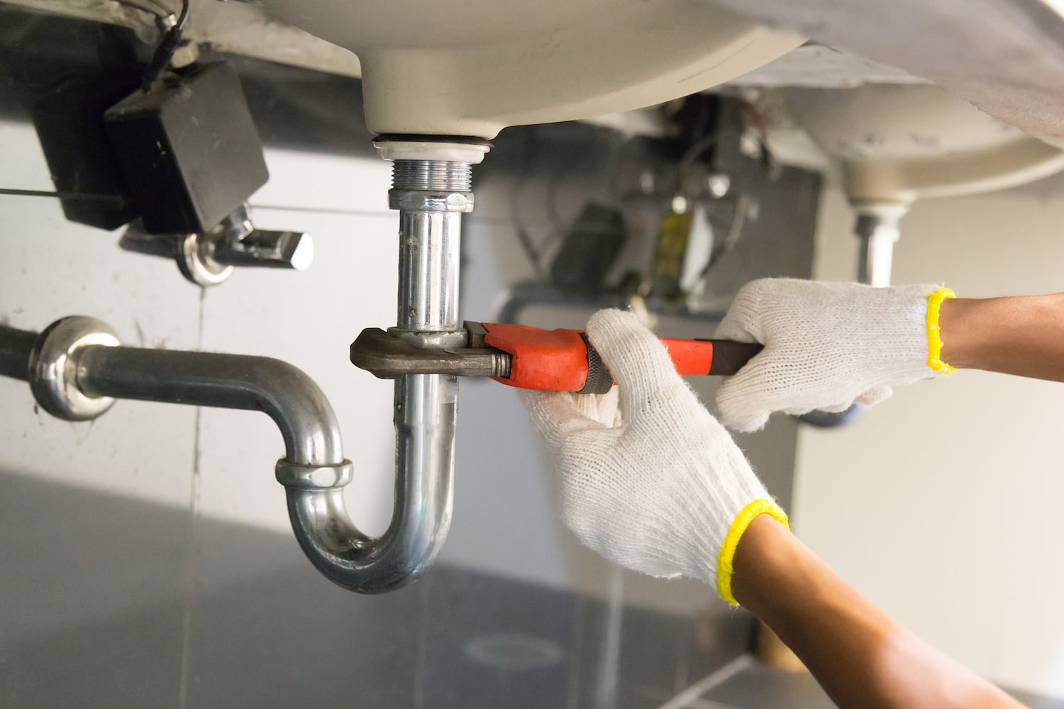 5 Common Plumbing System Problems